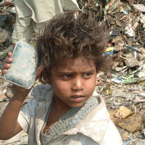 Street and garbage children