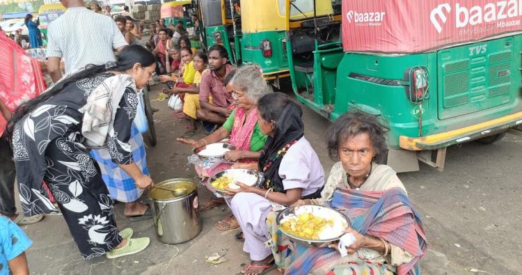 Today's midday meal food distribution in Kolkata