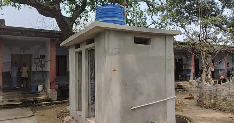 Bauarbeiten der Toilettenanlagen im Leprakrankenhaus
